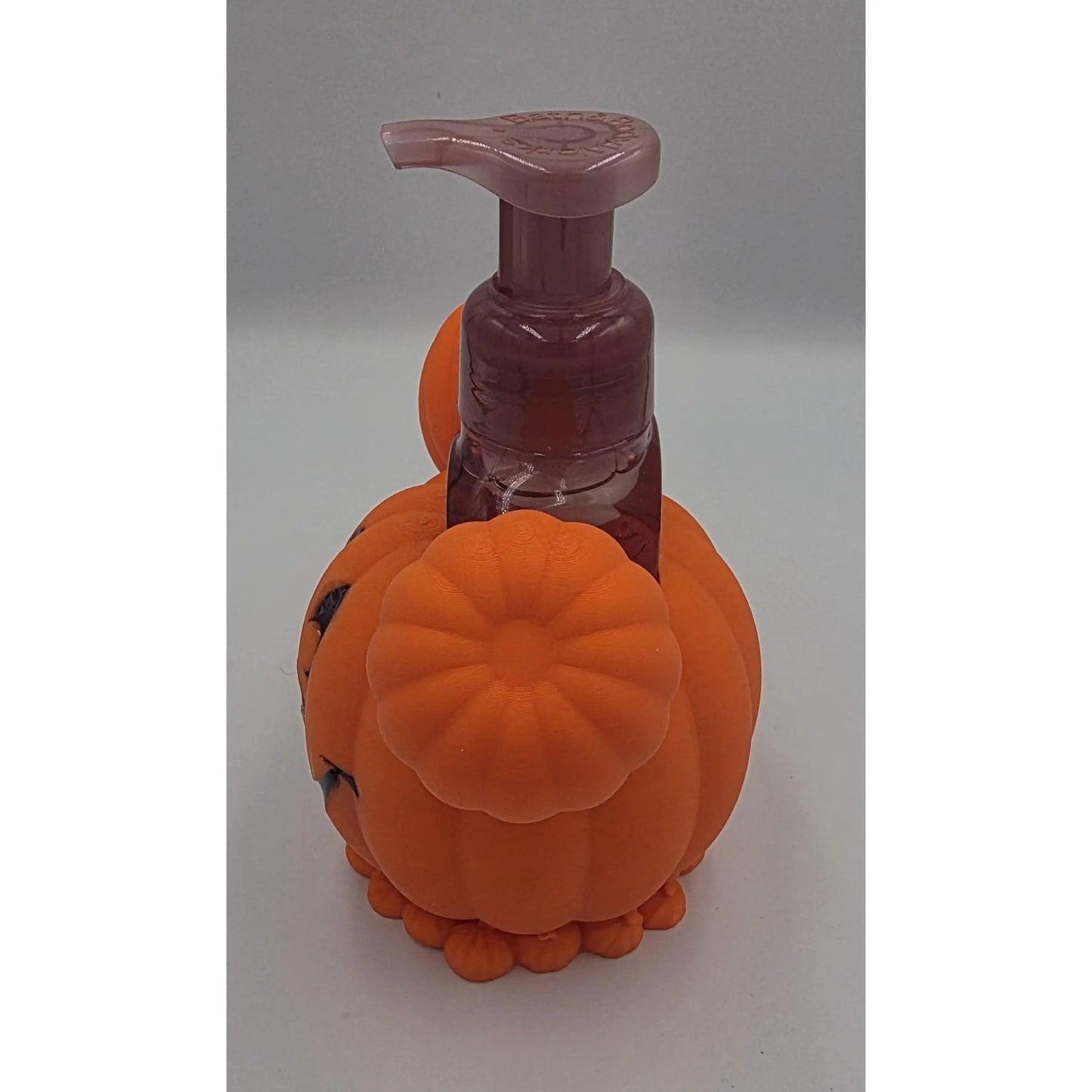 Pumpkin Mouse Soap Dispenser Holder – Halloween Bathroom Decor